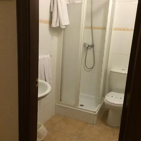 מלון Hotel Central Torrevieja טורבייחה