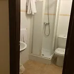 فندق Hotel Central Torrevieja تورّيفيِخا